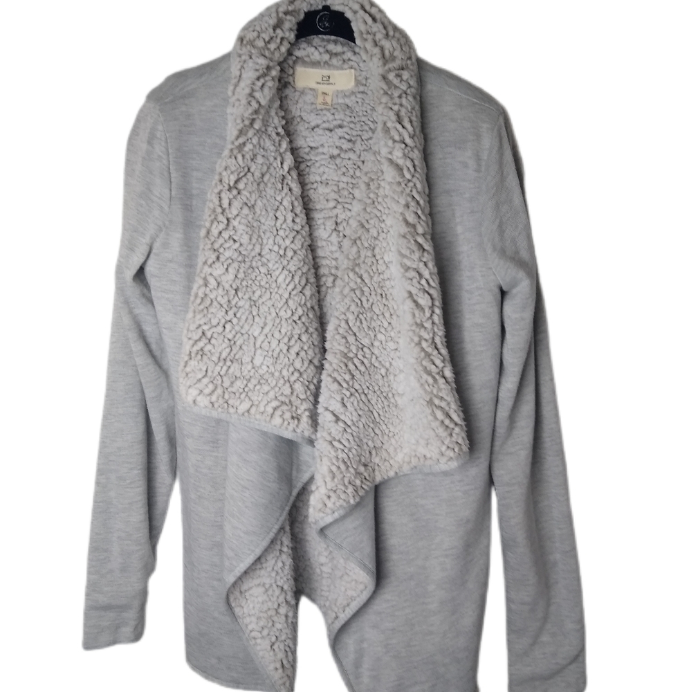 Thread & Supply Size S Gray Sherpa Knit EUC